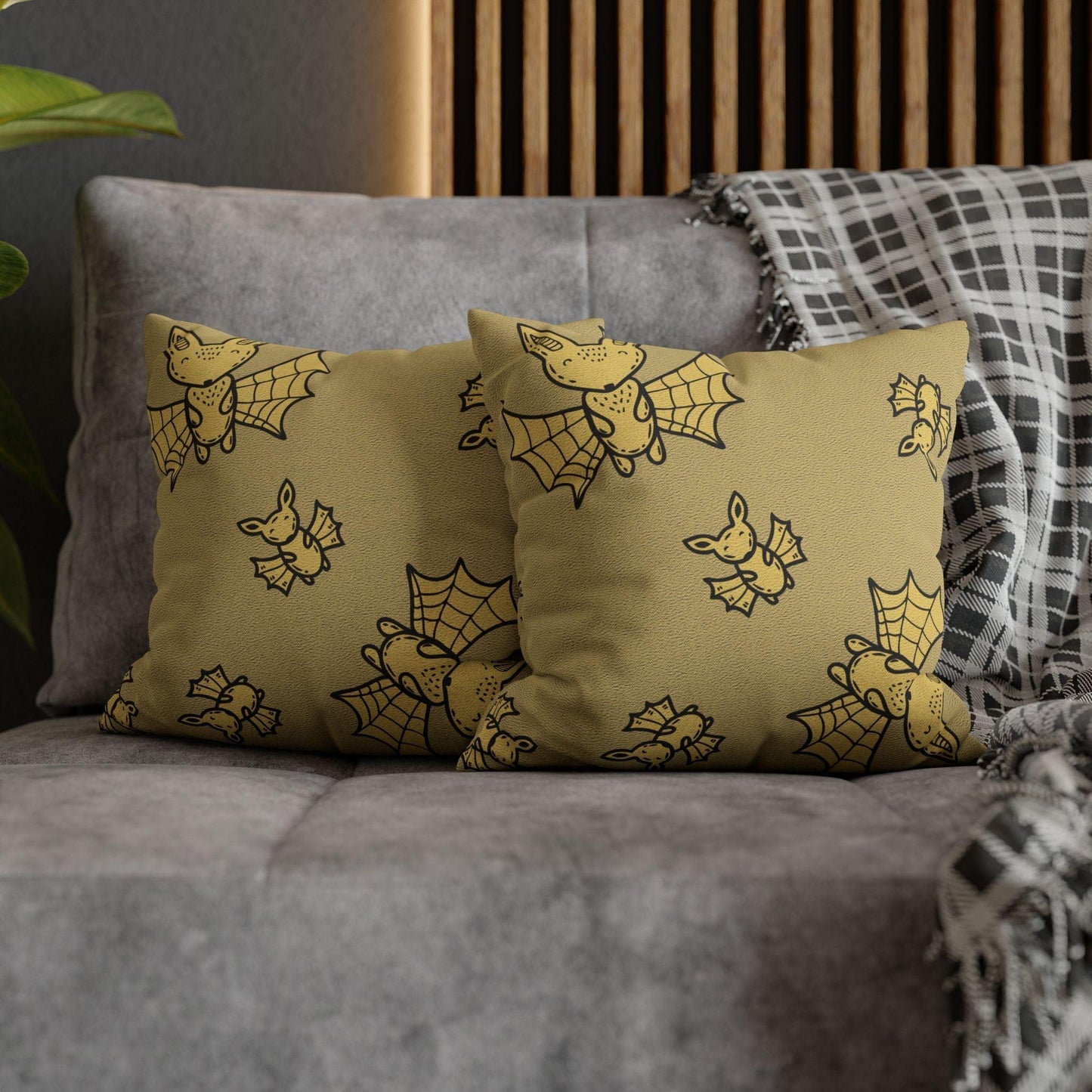 Halloween Bat Spun Polyester Square Pillowcase